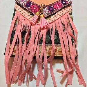 Crossbody smartphone purse